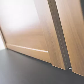 Spacepro Shaker 4-Door Sliding Wardrobe Door Kit Oak Frame Oak / Mirror Panel 2290 x 2260mm 5 Spacepro Shaker 4-Door Sliding Wardrobe Door Kit Oak Frame Oak / Mirror Panel 2290 x 2260mm - Image 3