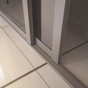 Spacepro Shaker 3-Door Sliding Wardrobe Door Kit Stone Grey Frame Stone Grey / Mirror Panel 2136 x 2260mm 5 Spacepro Shaker 3-Door Sliding Wardrobe Door Kit Stone Grey Frame Stone Grey / Mirror Panel 2136 x 2260mm - Image 3